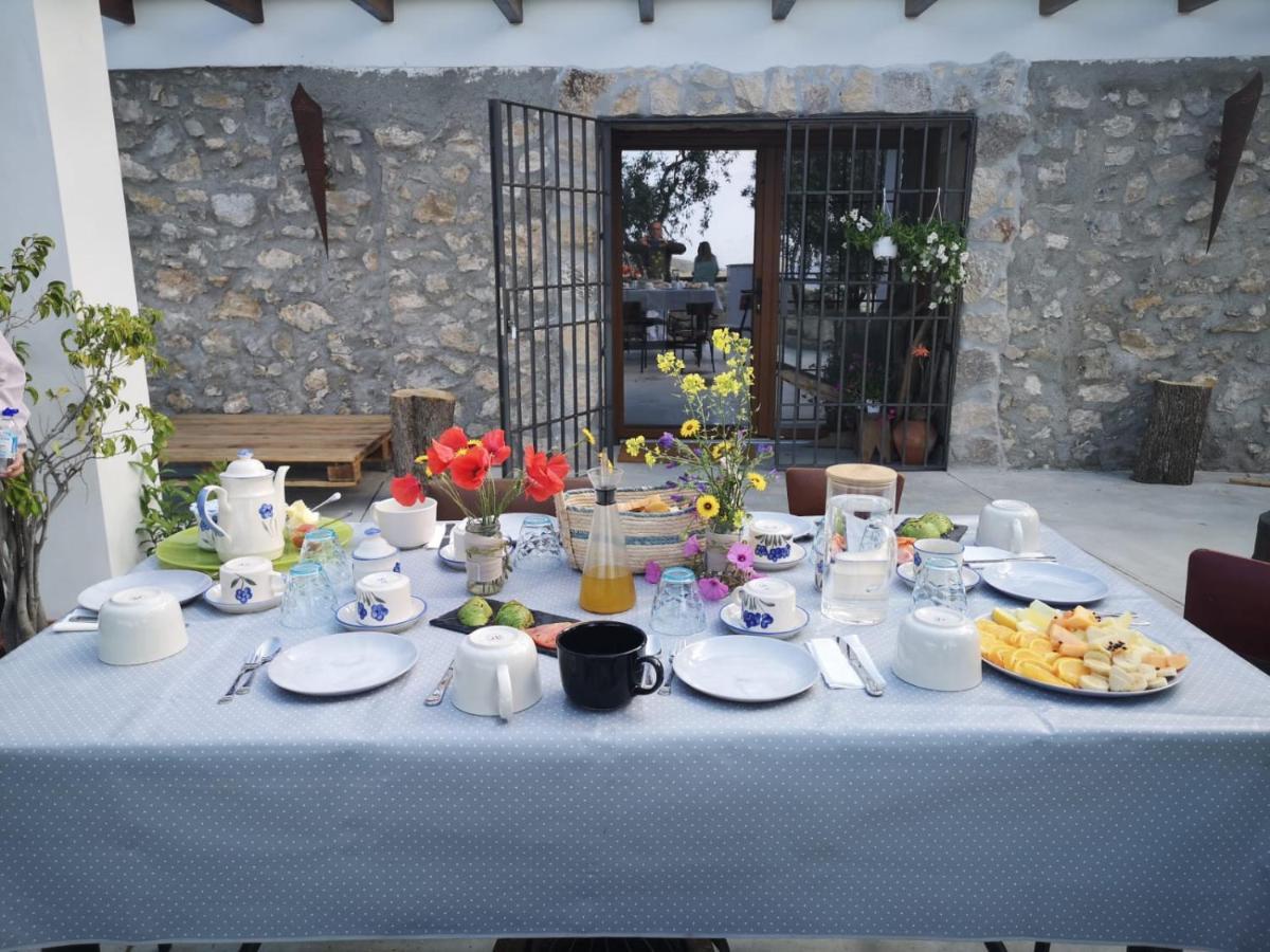 Cortijo Samadhi Guest House ลันจารอน ภายนอก รูปภาพ